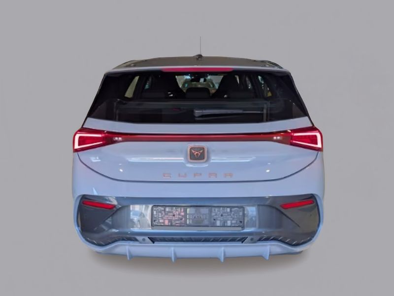Cupra Born 150kW LED Carplay Vyhř.volant - fotka 5 z 10