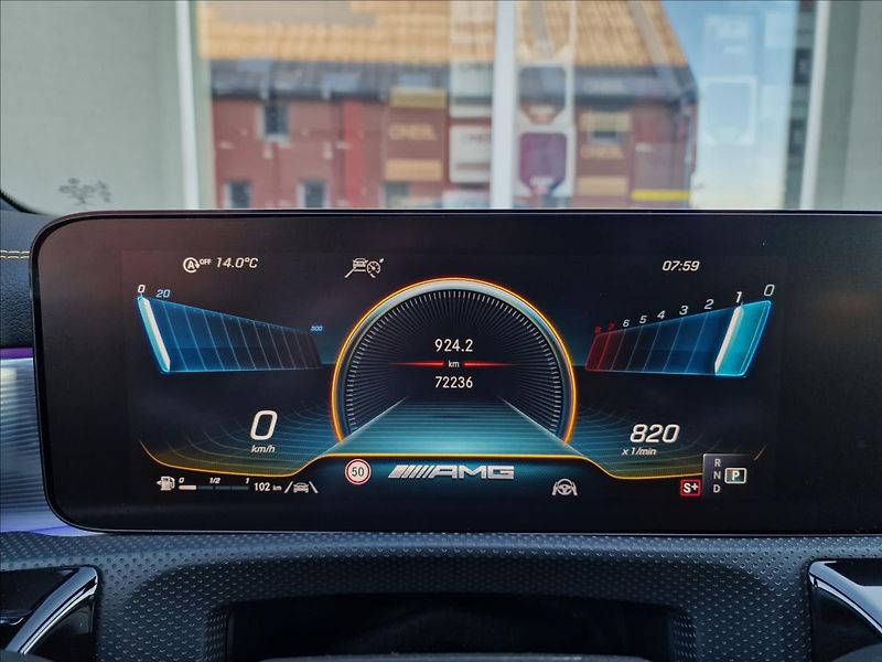 Mercedes-Benz Třídy A A45 S AMG 4Matic+,ČR,1.Maj. - fotka 22 z 50