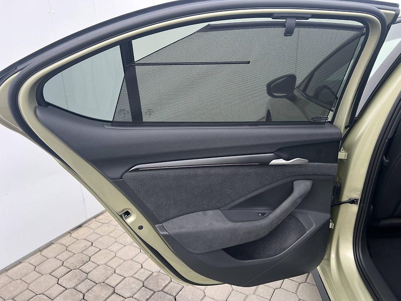 Škoda Superb (2026) Sportline 7DSG 2,0TDI - fotka 19 z 22
