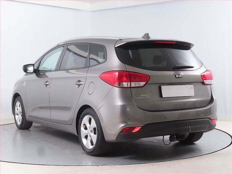 Kia Carens (2014) 1.6 GDI, Tempomat - fotka 4 z 16