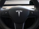 Tesla Model Y (2024) Long Range AWD 79kWh, SoH 95% - náhled 12