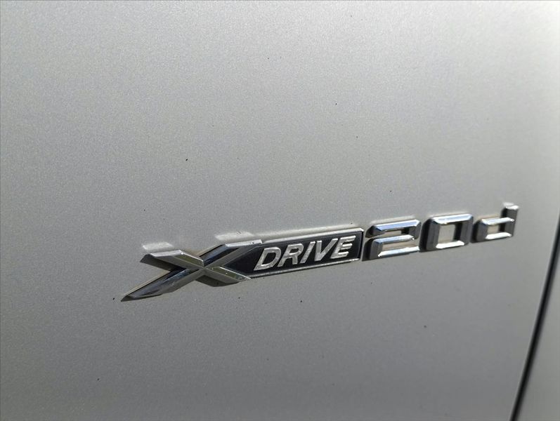 BMW X3 2,0 d X-Drive Aut.,Navi,Bi-xen - fotka 36 z 36