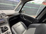 Ford Galaxy 2.0 TDCi Ghia 7míst - náhled 11