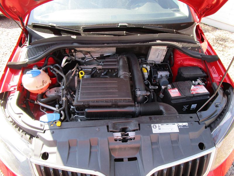 Škoda Fabia 1,2 - 66KW - KOUPENA V ČR - fotka 13 z 14