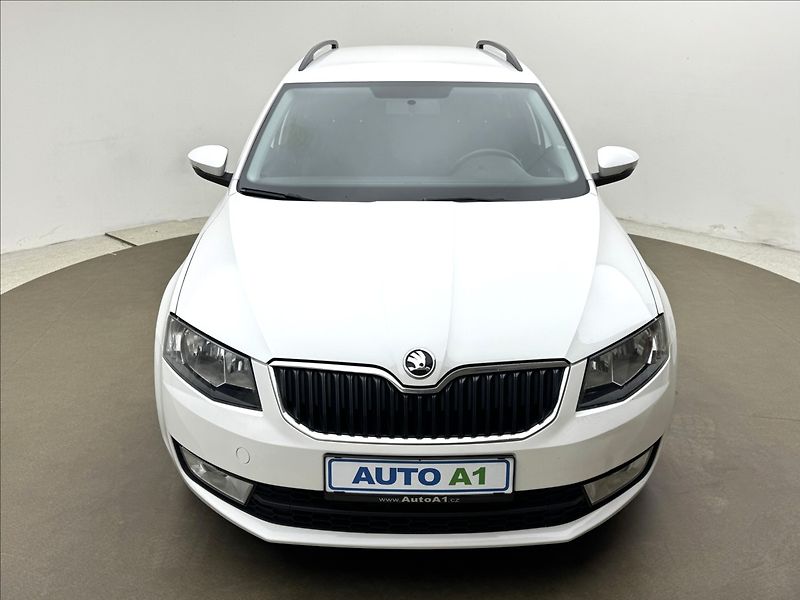 Škoda Octavia 1,4 i 81kW DSG VÝHŘEV DPH ČR - fotka 2 z 27