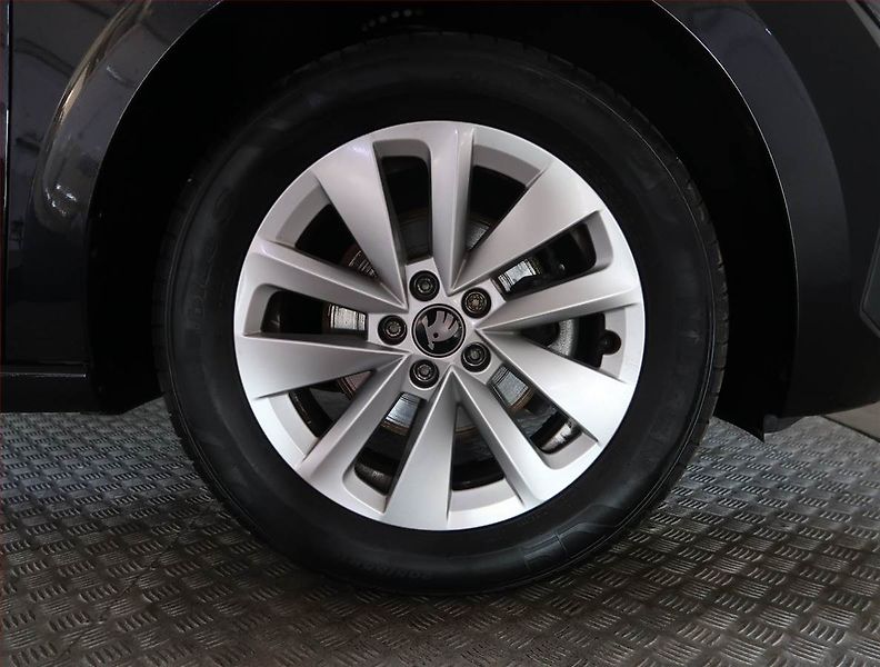 Škoda Scala (2025) Selection 1.0 TSI - fotka 15 z 20