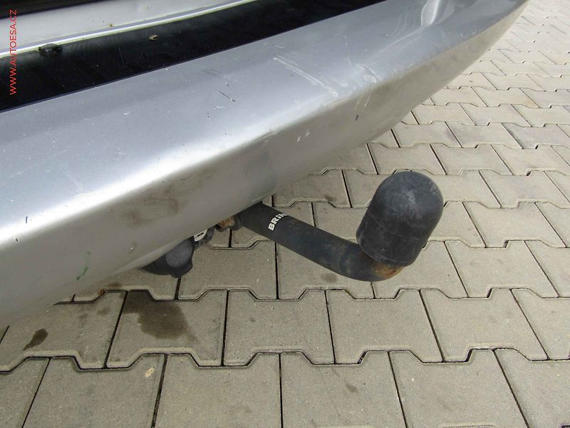 Toyota RAV4 (2007) 2.2. D-CAT 4x4, AC, kůže - fotka 21 z 23