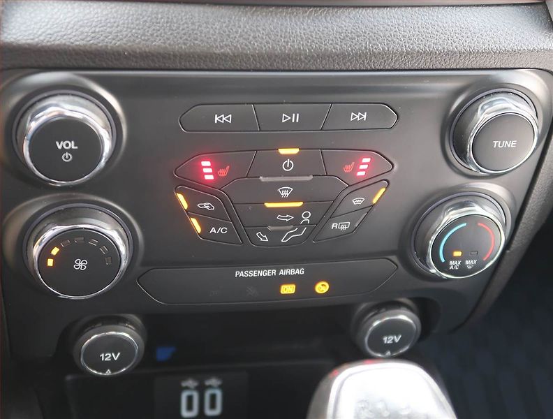 Ford Ranger (2022) XLT 2.0 EcoBlue - fotka 17 z 20