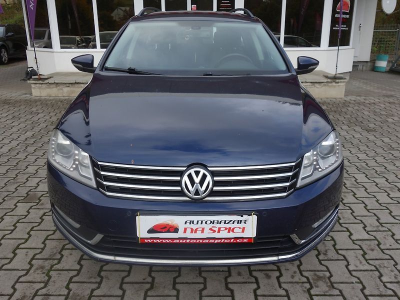 Volkswagen Passat (2013) 1.4TSI 110kW DSG E-FUEL - fotka 3 z 46