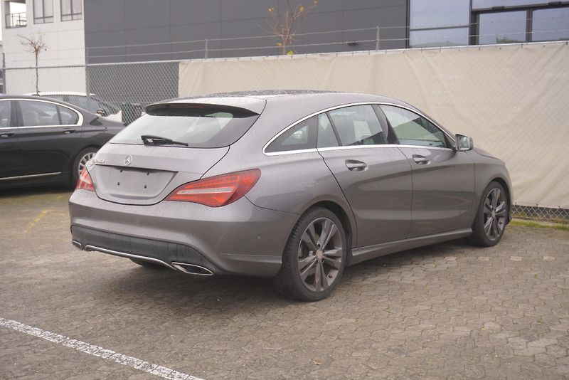 Mercedes-Benz CLA (2017) 200 2,2D SHOOTINGBRAKE AUT. - fotka 5 z 24