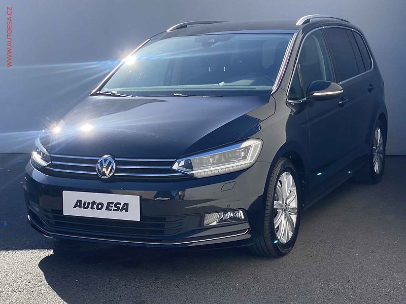Volkswagen Touran (2016) 1.4 TSi, Highline, DSG, TZ - fotka 3 z 20