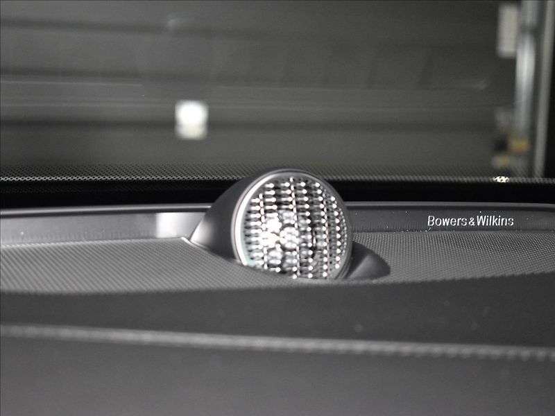 Volvo XC90 (2026) 2,0 T8  Plus Dark - fotka 14 z 35