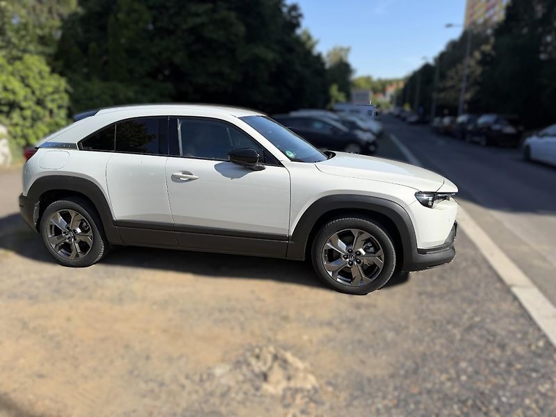 Mazda MX-30 (2021) e-SKYACTIV 35,5 kWh | Head-Up - fotka 6 z 21
