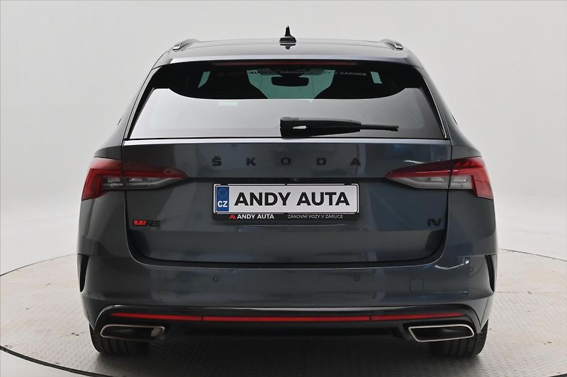 Škoda Octavia 1,4 TSI iV RS 180 kW DSG Záruk - fotka 6 z 31