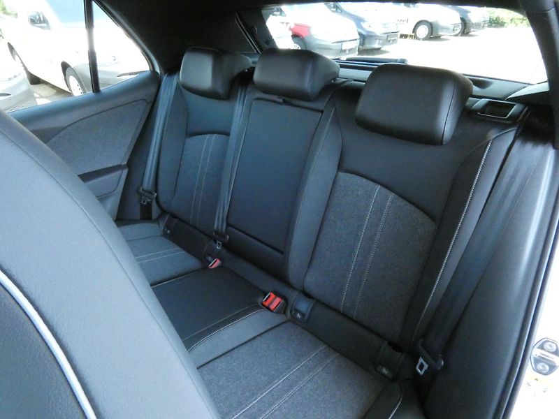 Volkswagen ID.3 (2026) Neo Style 58 kWh 140 kW - fotka 23 z 30