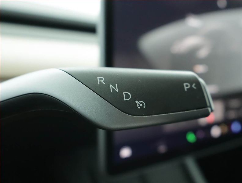 Tesla Model Y (2023) Long Range AWD 79kWh, SoH 91% - fotka 13 z 21