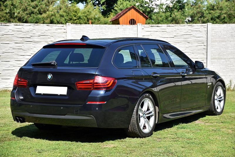 BMW Řada 5 520d M SPORT PAKET, PANORAMA - fotka 3 z 51