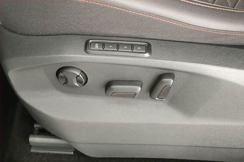 Seat Tarraco (2024) 2.0 TSI 4Drive - fotka 19 z 21