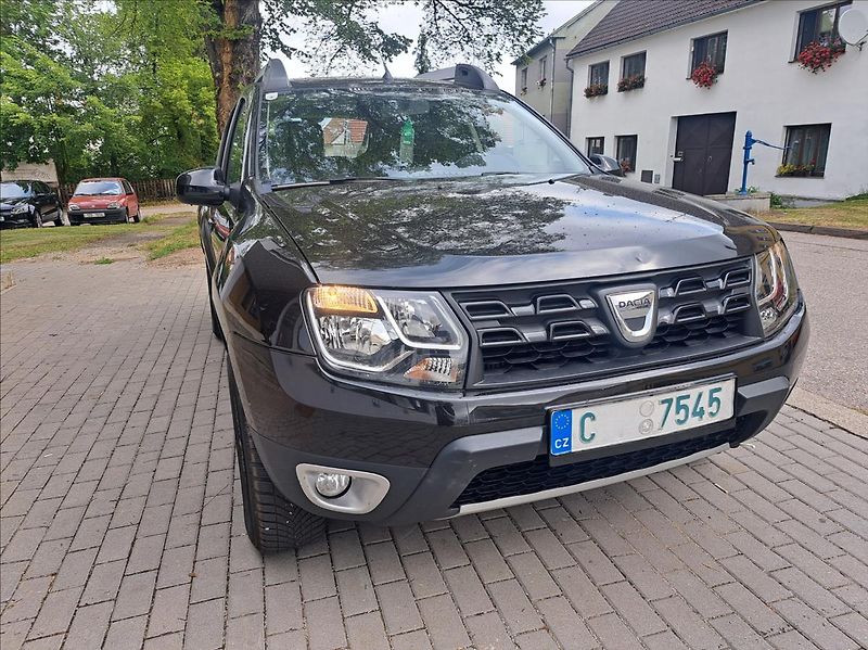 Dacia Duster 1,5 dCi Black edition - fotka 15 z 48
