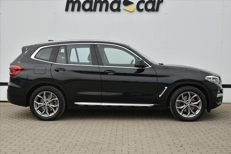 BMW X3 xDrive 20d 140kW XLine HEAD-UP - fotka 8 z 26
