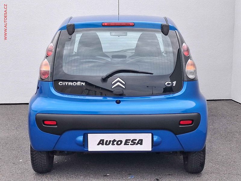 Citroën C1 (2011) 1.0i, Selection, AC - fotka 5 z 15
