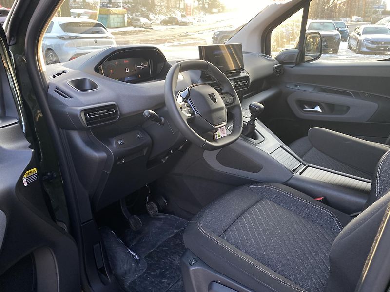 Peugeot Rifter LONG ALLURE BHDi 130 S&S MAN6 - fotka 12 z 29