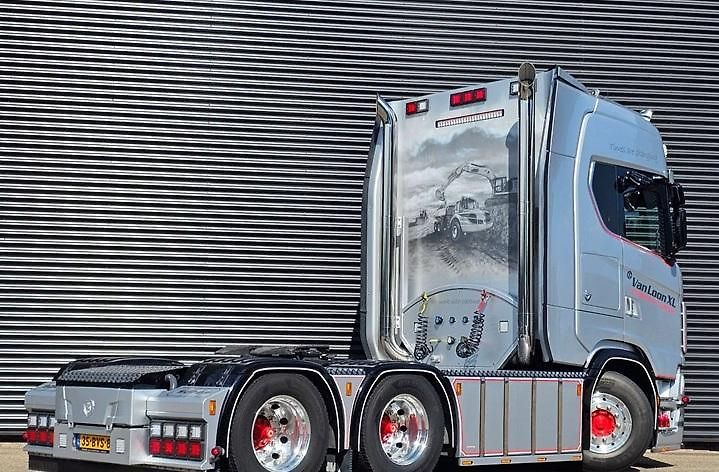 Scania (2023) S 590 V8 6x4 souprava 80t - fotka 2 z 30