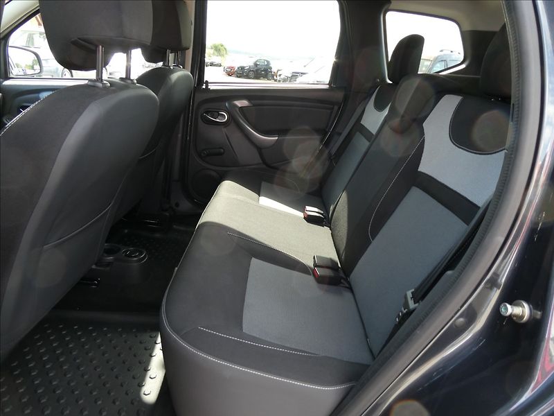 Dacia Duster 1,2 TCe 92 kW Prestige,TZ,navi - fotka 14 z 39