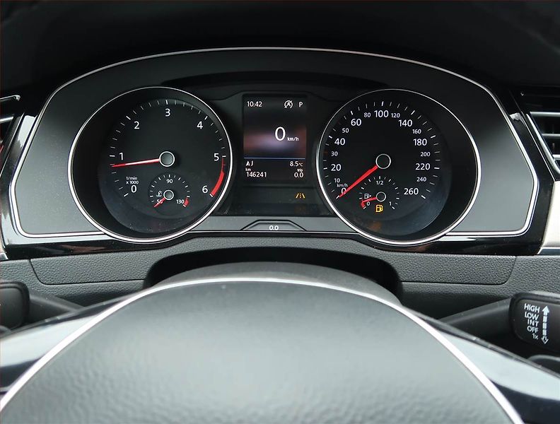 Volkswagen Passat (2018) Highline 2.0 TDI, Automat - fotka 11 z 17