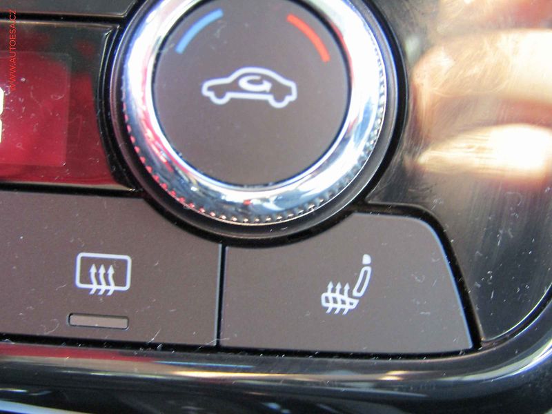 Škoda Scala (2025) 1.0 TSi, 1.maj,ČR, AT, Navi - fotka 19 z 21