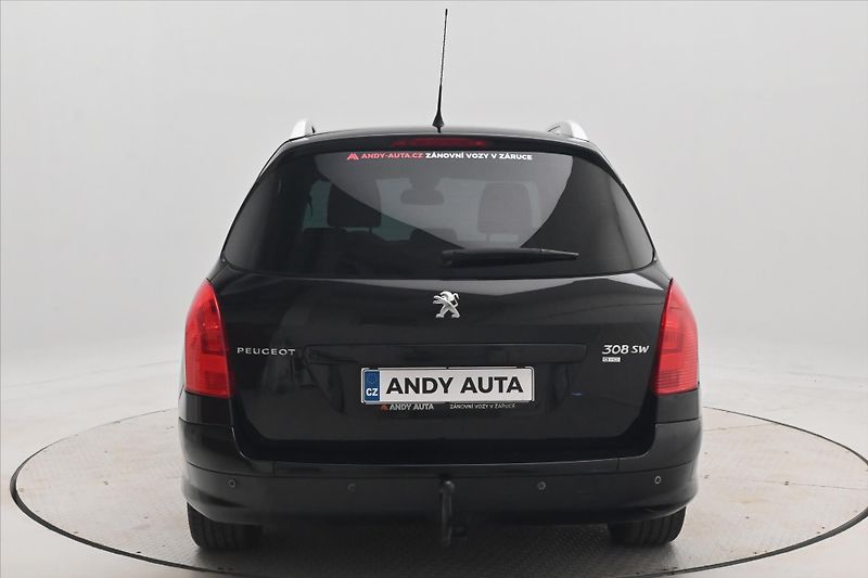 Peugeot 308 1,6 SW HDI 82 kW Panorama - fotka 6 z 29