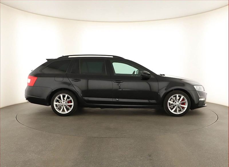 Škoda Octavia (2016) RS 2.0 TDI, Automat, Kůže - fotka 6 z 18