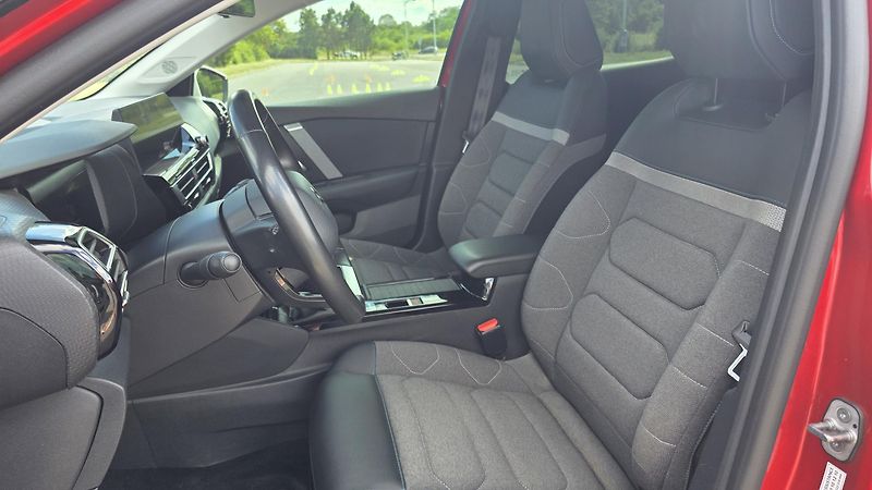 Citroën C4 (2021) FEEL, Odpočet DPH, serv. kniha - fotka 19 z 38