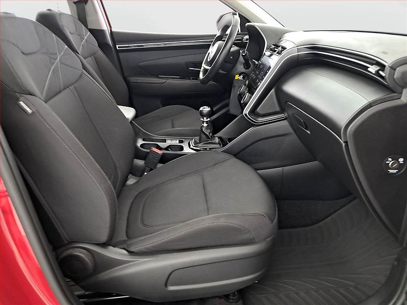 Hyundai Tucson (2021) 1.6 T-GDI - fotka 9 z 16