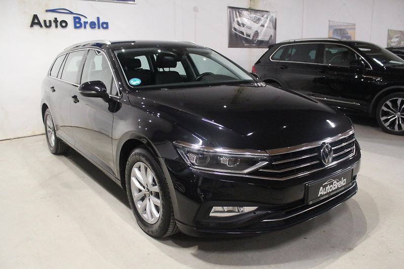 Volkswagen Passat Variant (2023) Manuál 110kW Matrix Tažné - fotografie inzerátu