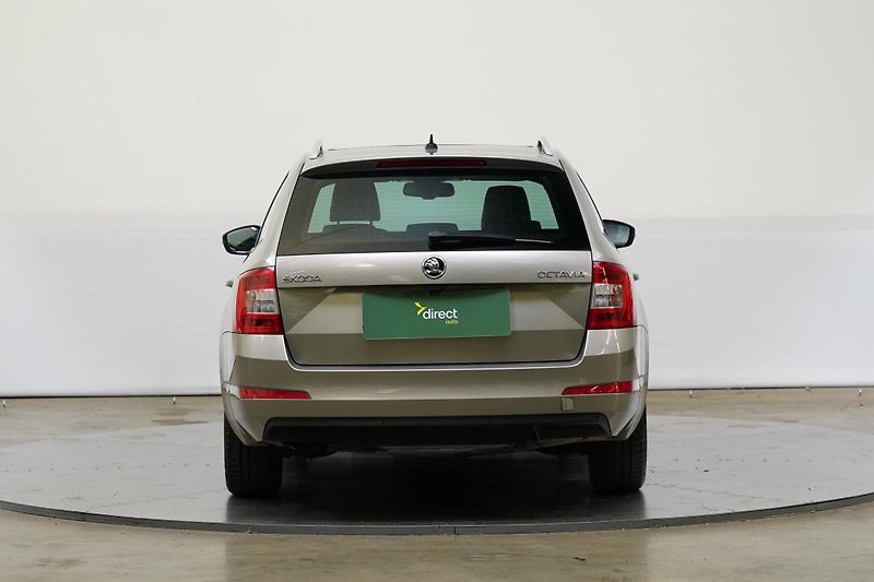 Škoda Octavia - fotka 6 z 27