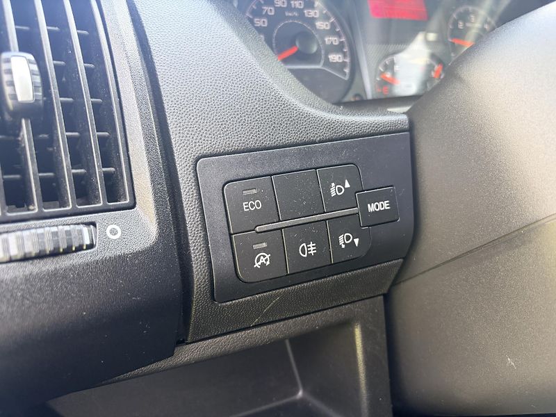 Fiat Ducato 2.3 JTD 103KW 9 MÍST REZERVACE - fotka 8 z 29