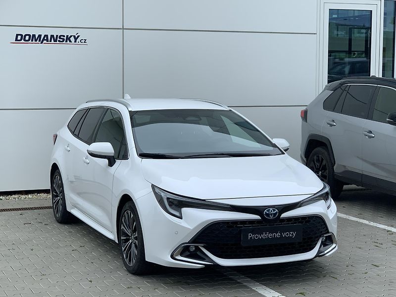 Toyota Corolla TS STYLE 1.8 HEV 103kW e-CVT - fotka 9 z 29