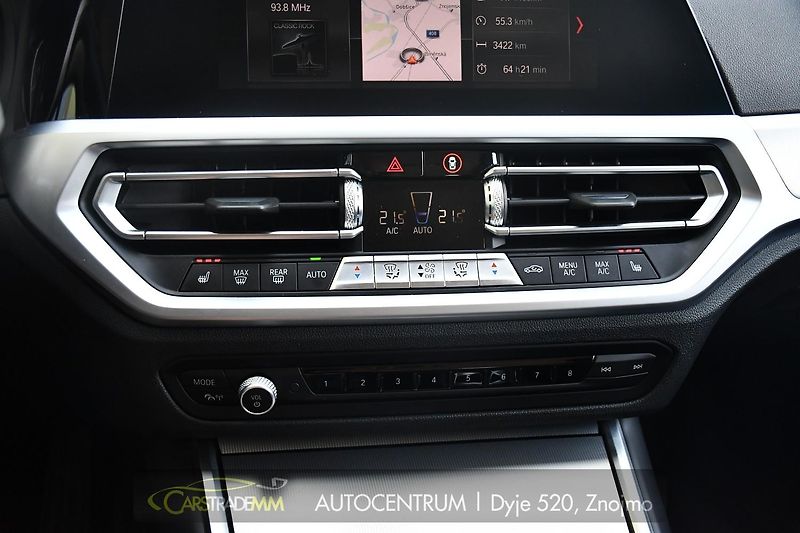 BMW Řada 3 320D xDrive 2xALU 1M ČR - fotka 37 z 54
