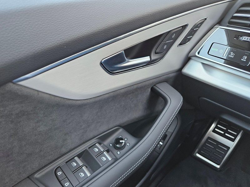 Audi Q8 (2026) SUV 50 TDI quattro - fotka 13 z 26