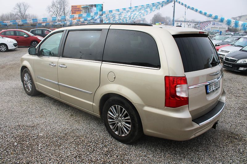 Chrysler Town & Country (2012) 3,6iV6 BENZIN+LPG KŮŽE AUTOMAT - fotka 5 z 16