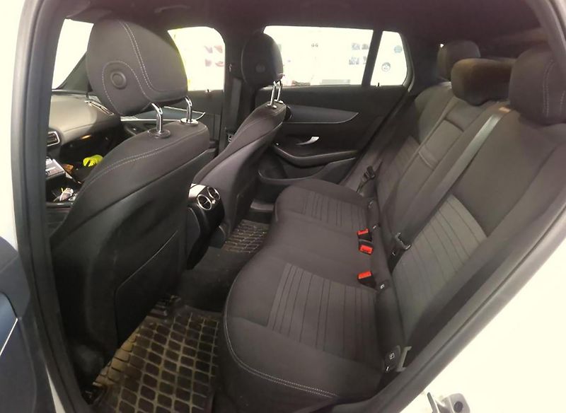Mercedes-Benz EQC (2022) SE Edition 4Matic - fotka 5 z 8