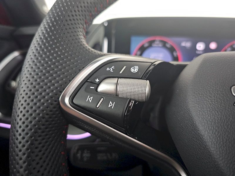 Škoda Kodiaq (2025) RS 2.0TSi 195kW  WEBASTO TAŽNÉ - fotka 24 z 29