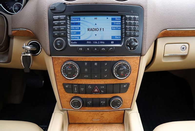 Mercedes-Benz GL 320 CDI 4Matic/navi/kůže - fotka 37 z 44