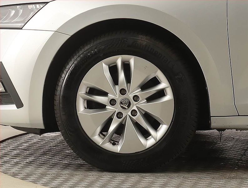 Škoda Octavia (2023) Ambition 2.0 TDI - fotka 14 z 25