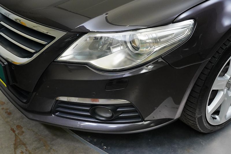 Volkswagen Passat CC - fotka 9 z 23