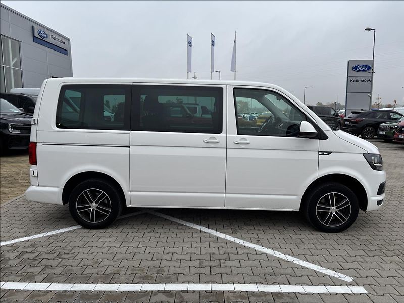 Volkswagen Transporter 2,0 TDi 110 kW - fotka 6 z 26