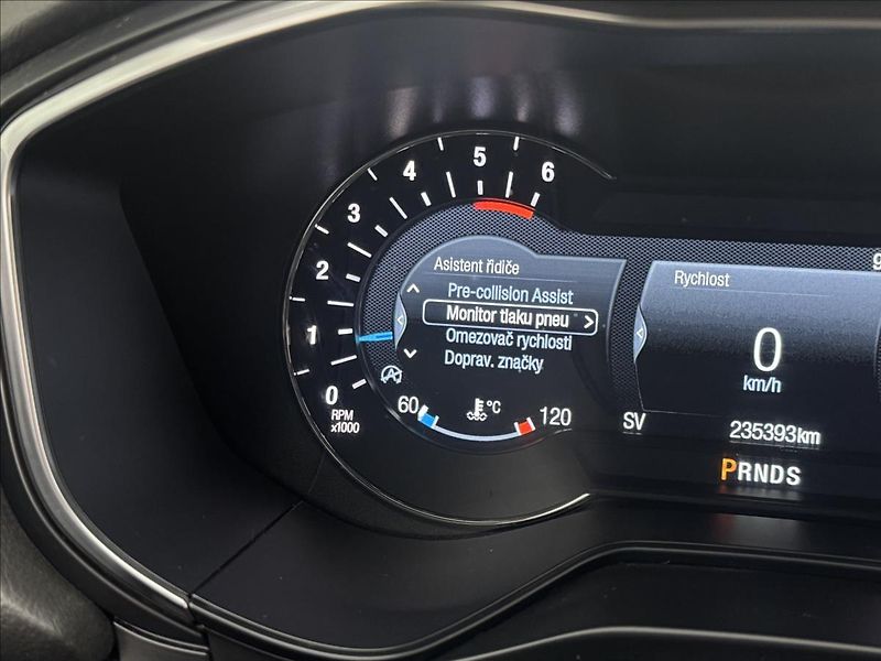Ford Mondeo 2,0 110kW AT NAVI DPH LED ACC - fotka 16 z 41