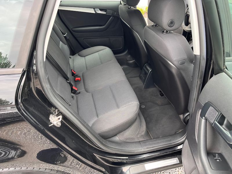 Audi A3 (2010) 1.4 TFSI TOP Xenony - fotka 12 z 22