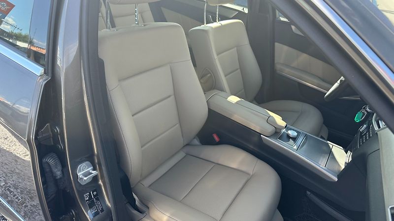 Mercedes-Benz Třídy E (2010) 350CDI 170kW *4M*Avantgarde* - fotka 17 z 24